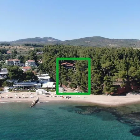 Chalkidiki Beachfront Haven - Perfect Location * ニキティ