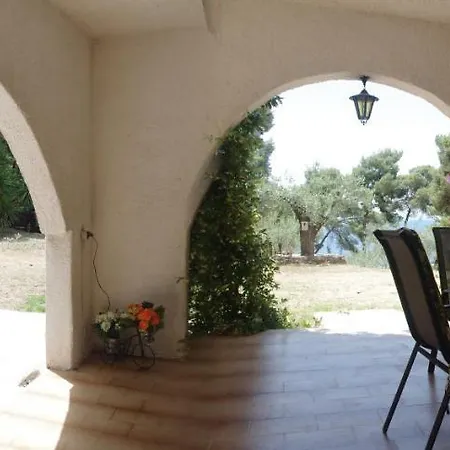 Chalkidiki Beachfront Haven - Perfect Location