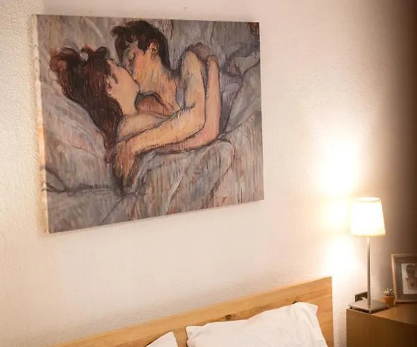 Chalkidiki Beachfront Haven - Perfect Location Apartment *