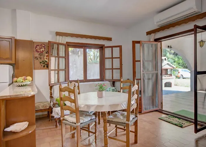 Chalkidiki Beachfront Haven - Perfect Location * ニキティ