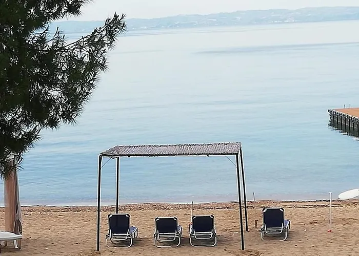 Chalkidiki Beachfront Haven - Perfect Location アパート ニキティ