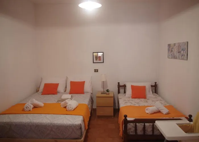 Chalkidiki Beachfront Haven - Perfect Location *